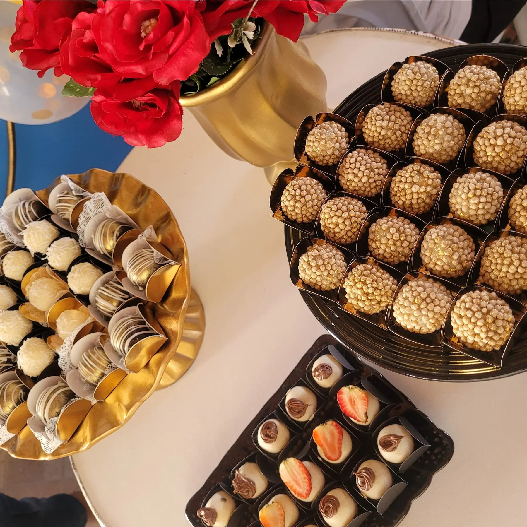 Mesa premium com doces artesanais da Driely Doces